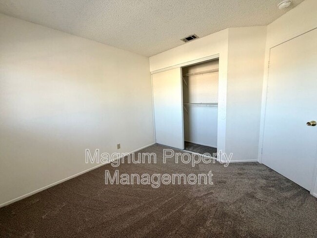 Building Photo - 25343 Ceremony Ave