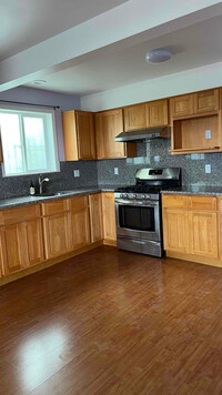 Building Photo - 146 Alta Vista Way