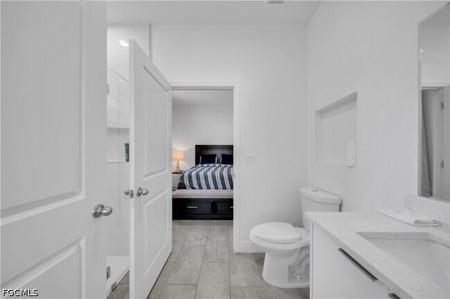 Building Photo - 6007 Kumquat Cir