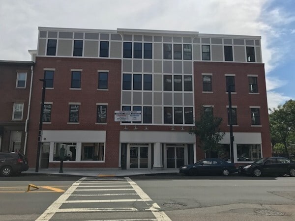 Building Photo - 996 Tremont St