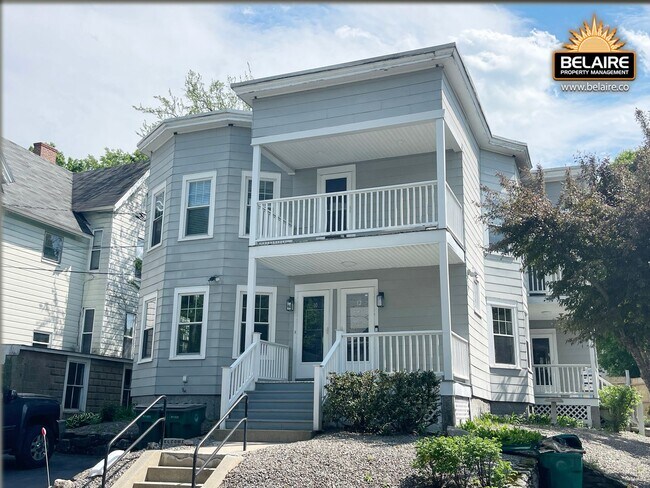 Building Photo - 10-12 Otis