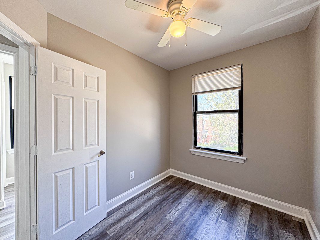 Building Photo - 4630 Hillside Rd SE