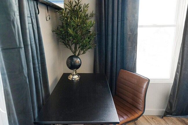 Building Photo - 79 Montgomery St