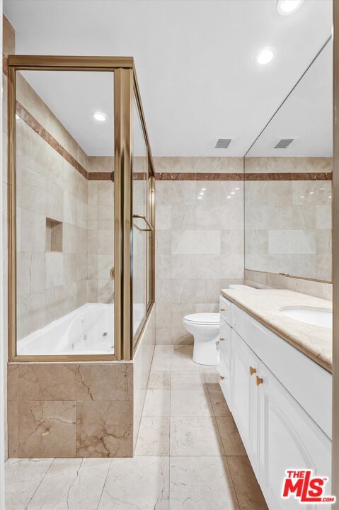 Building Photo - 1131 Alta Loma Rd