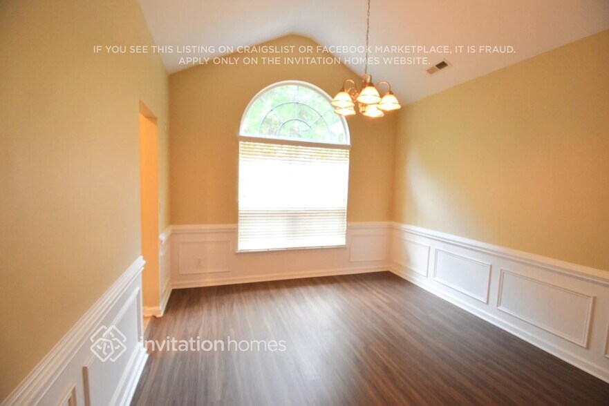 Building Photo - 402 Basingdon Ct