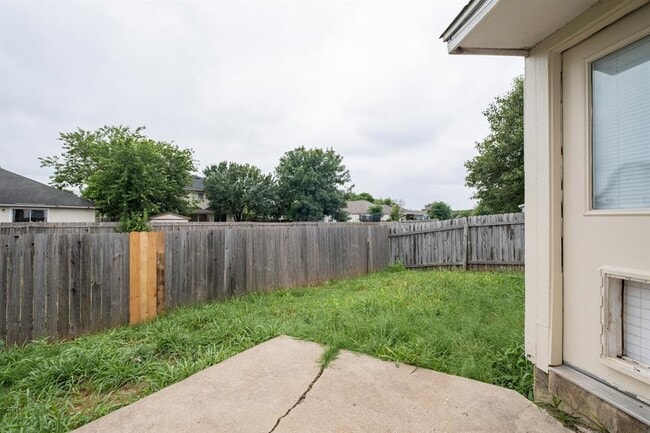 Building Photo - 3506 Hawk View Cove