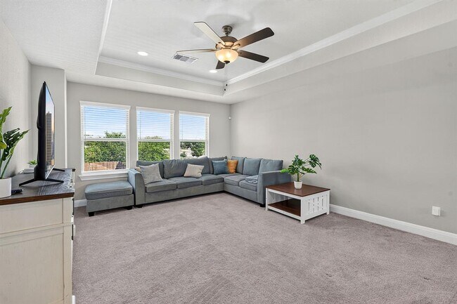 Building Photo - 15820 Celosia St