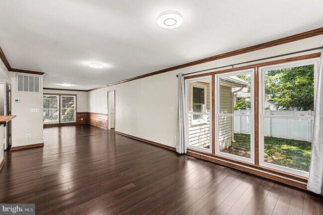 Building Photo - 1115 Aquia Dr