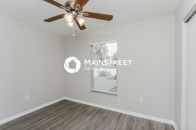 Building Photo - 3 Bedroom Pet-Friendly Home in North Port, FL with Main Street Renewal