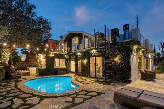 Building Photo - 3642 Alta Mesa Dr