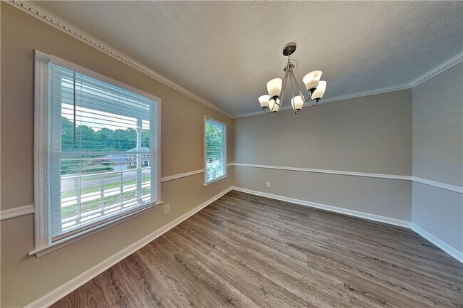 Building Photo - 205 Tawneywood Way