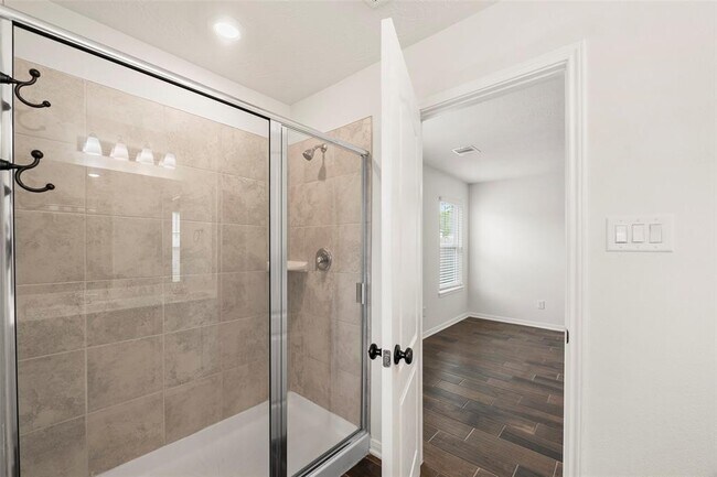Building Photo - 9312 Sandoval Cir