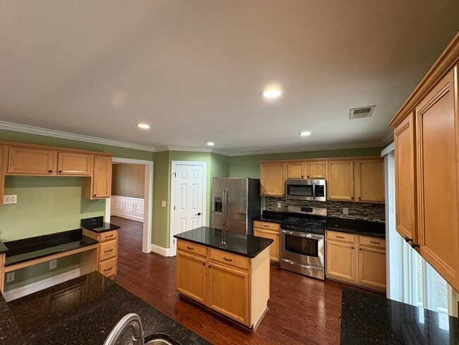 Building Photo - 113 Winning Ticket Dr