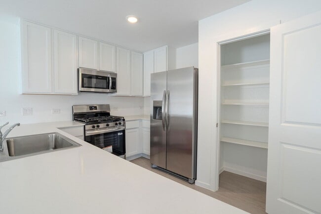 Building Photo - Wild River Drive, Katy , TX 77449 - 4 BR 2...