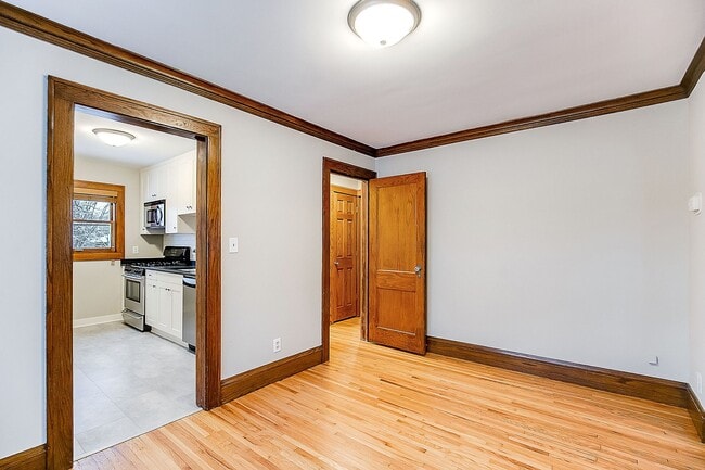 Building Photo - 1499 Cleveland Ave N