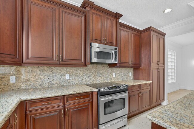 Building Photo - 8326 Emerald Winds Cir
