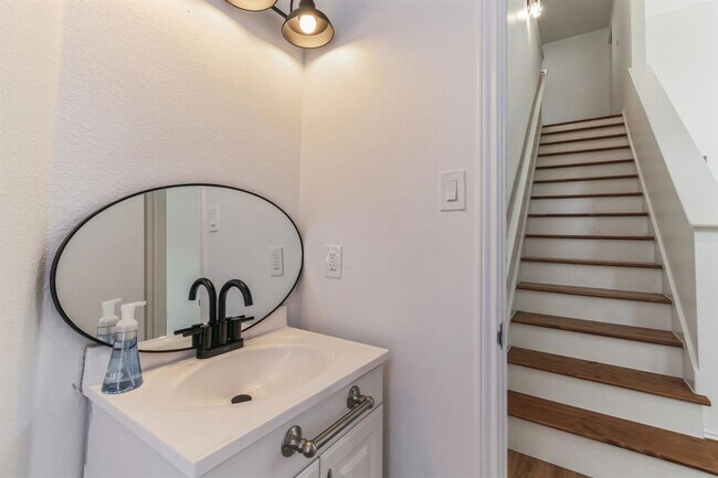Building Photo - 8800 Dandelion Trail