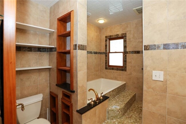 Building Photo - 3602 Jones Mill Rd