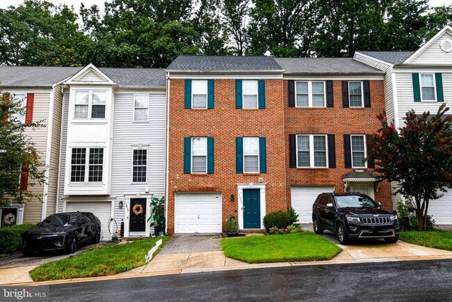 Building Photo - 8417 Old Colony Dr S