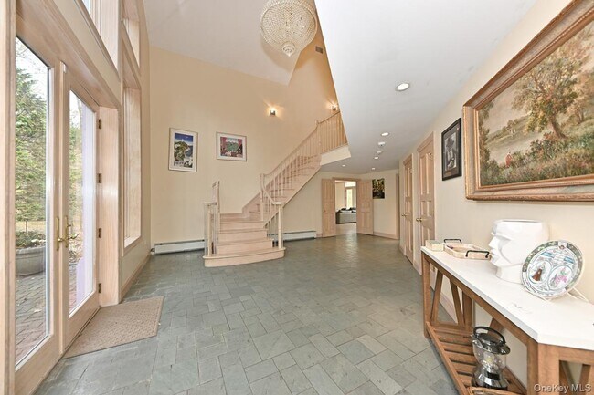 Building Photo - 27 Sky Meadow Rd