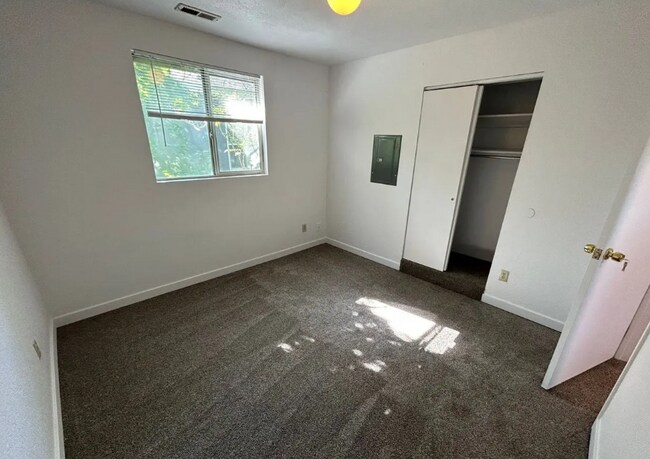 Building Photo - 314 E Ermina Ave