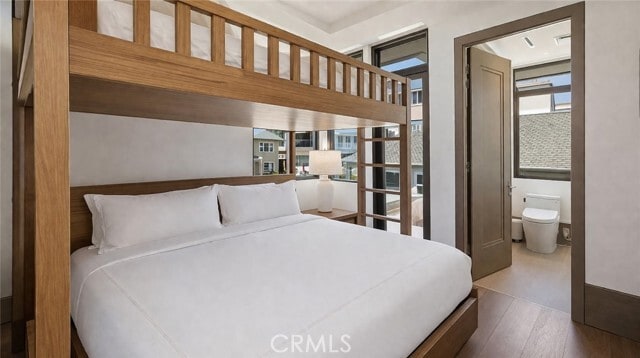 Building Photo - 716 The Strand