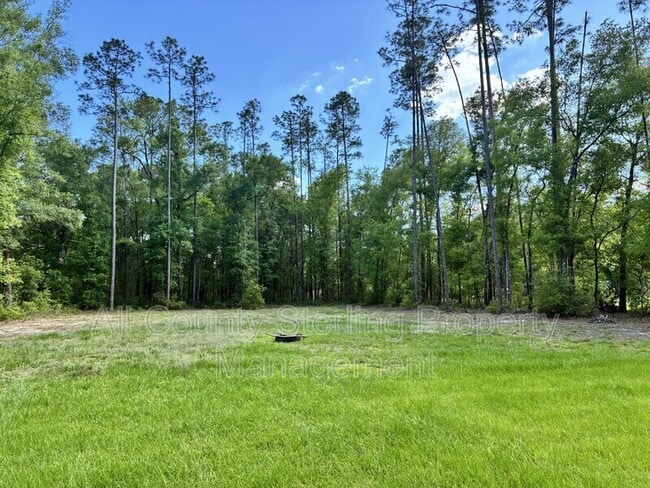 Building Photo - 10230 NE 72nd St