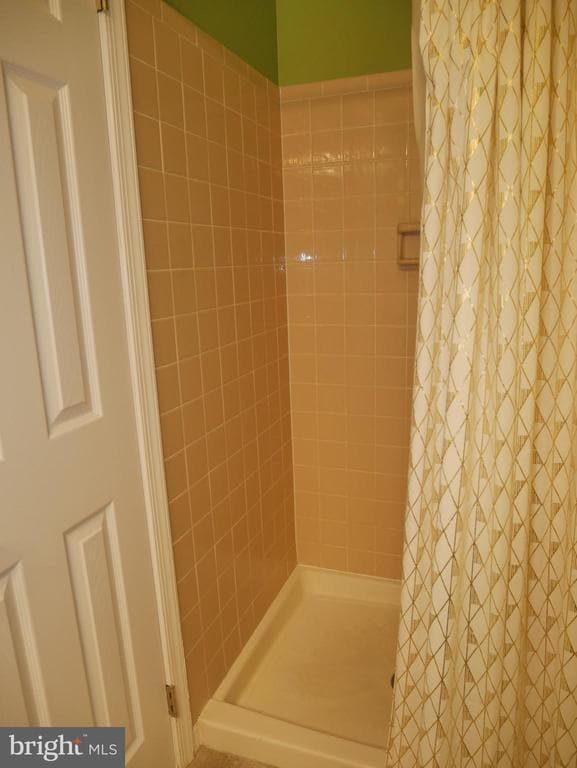 Building Photo - 2774 Grovemore Ln