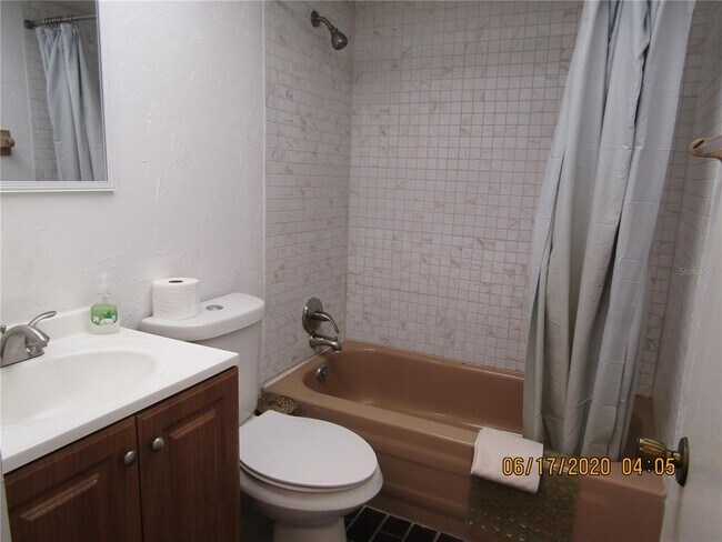 Building Photo - 3553 Longmeadow