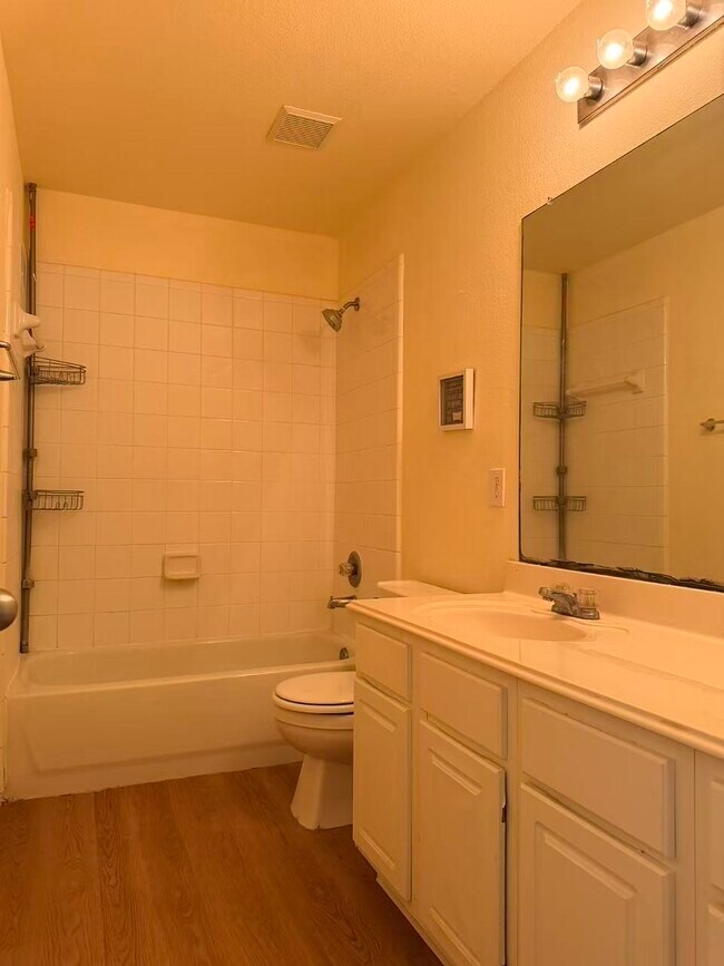 Building Photo - 8006 Singing Sonnet Ln