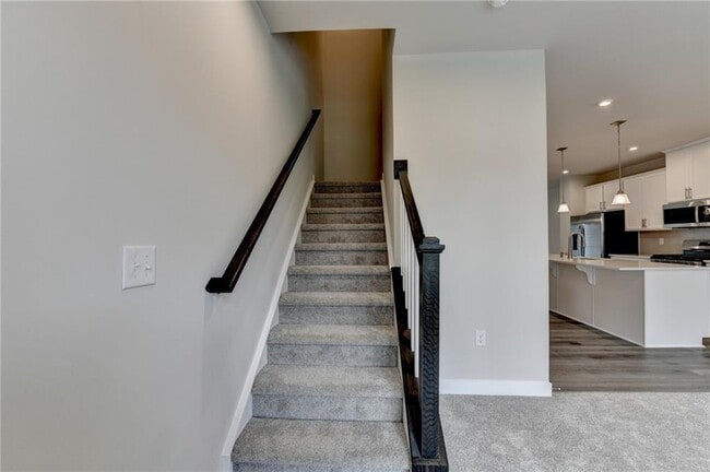 Building Photo - 953 Woods Chapel Rd