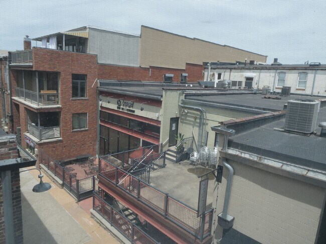 Building Photo - 15 S. Tenth Street