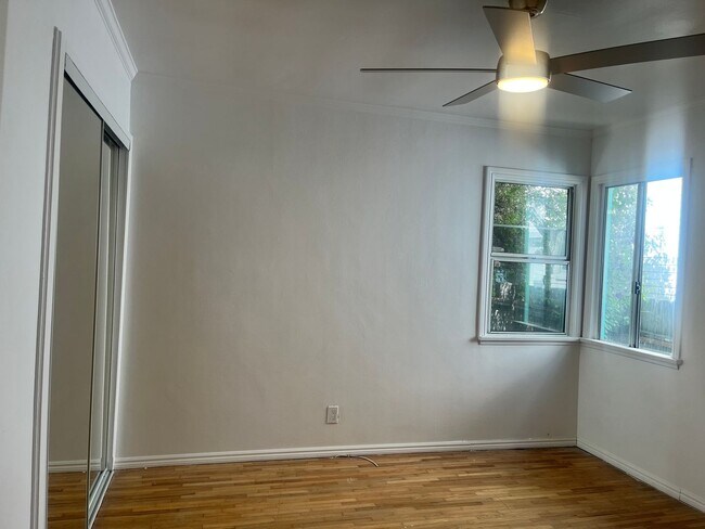 Building Photo - 311 Windward Ave