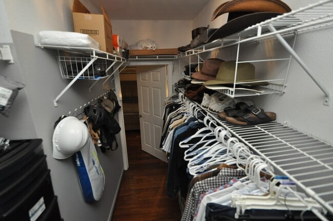 Building Photo - 3231 Allen Pkwy