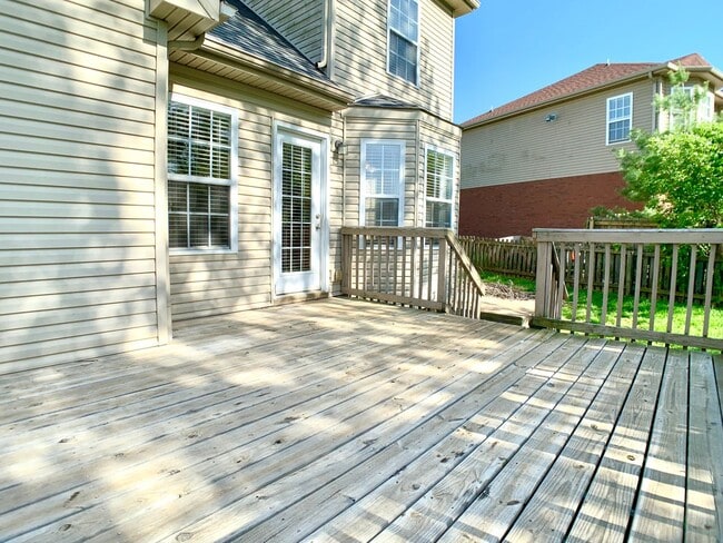 Building Photo - 800 Karmaflux Way