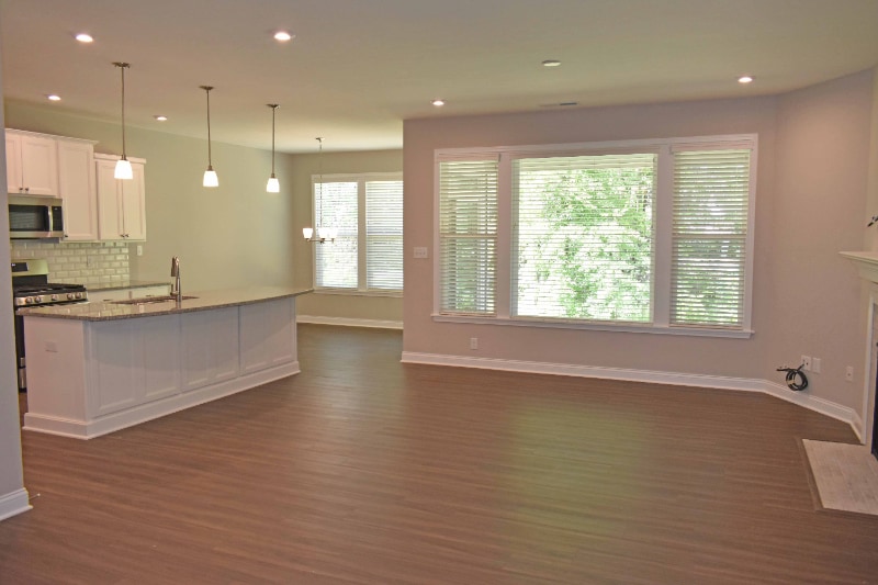 Building Photo - 3858 Elkhorn Wy