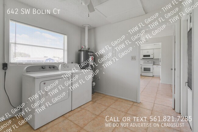 Building Photo - 642 SW Bolin Ct