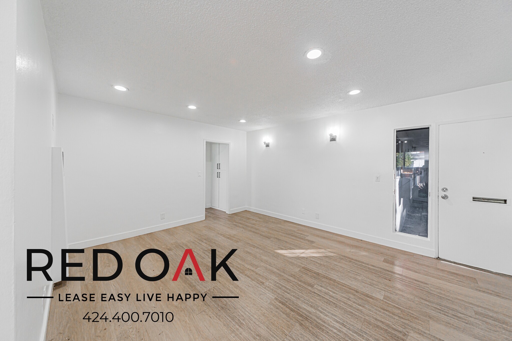 Building Photo - 252 W Elm Ave