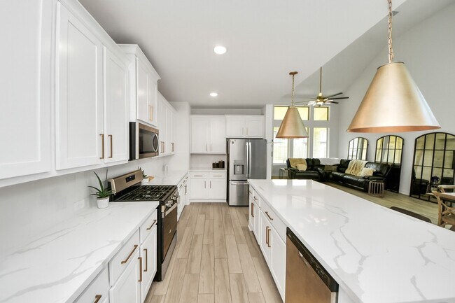 Building Photo - 31411 Weathered Cabin Ct