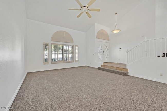 Building Photo - 9123 Fawn Grove Dr