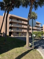 Building Photo - 3100 N Pine Island Rd