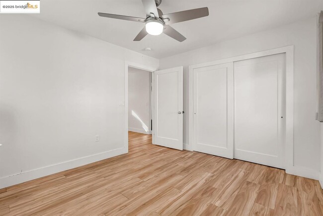 Building Photo - 507 Maple St