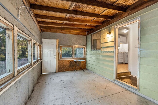 Building Photo - 212 Mc Alpine Dr