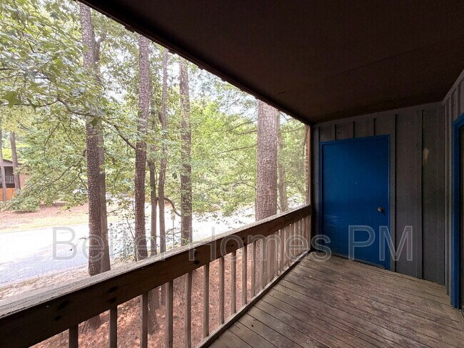 Building Photo - 4840 N New Hope Rd