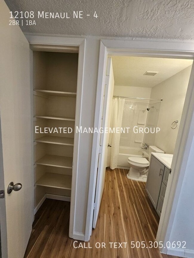 Building Photo - 12108 Menaul Blvd NE