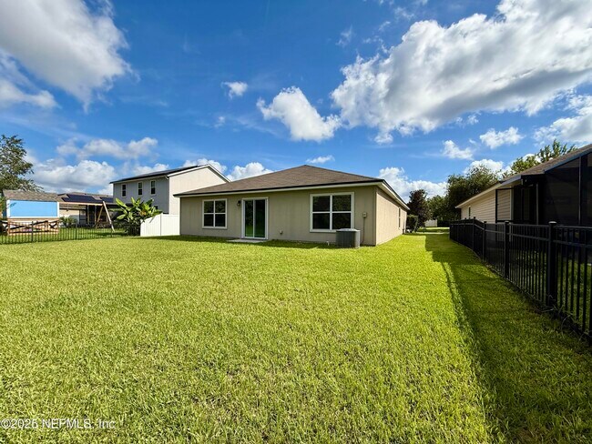 Building Photo - 3635 Summit Oaks Dr