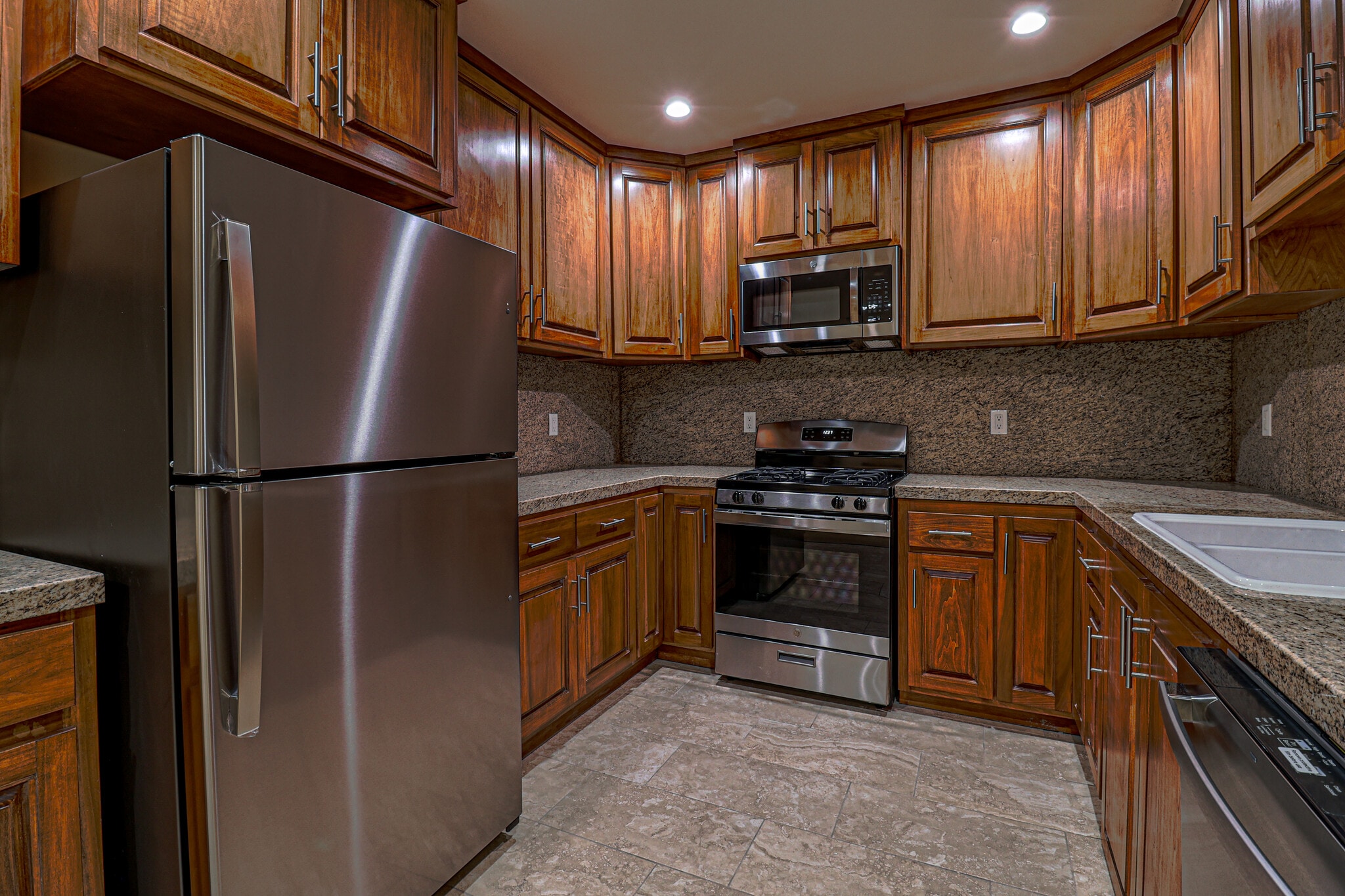 Building Photo - 3674 W Imperial Hwy