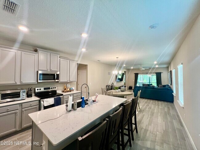 Building Photo - 2904 Armsdale Rd