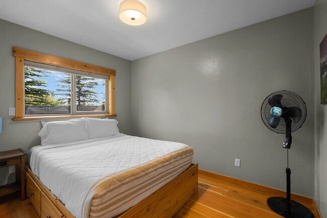 Building Photo - Luxury A-Frame Cabin in Columbia Falls — N...