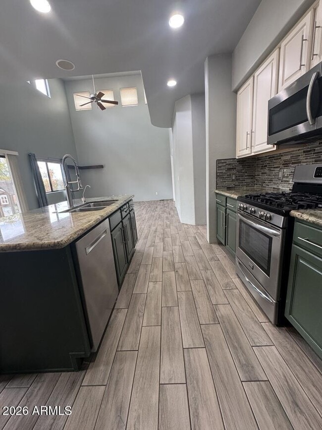 Building Photo - 1971 Knowlton St